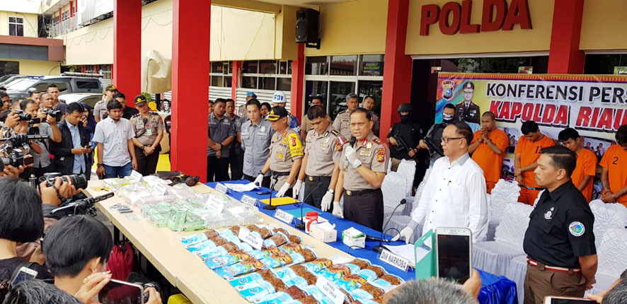 Polda Riau Sita 38 Kg Sabu dan 68 Ribu Ekstasi 